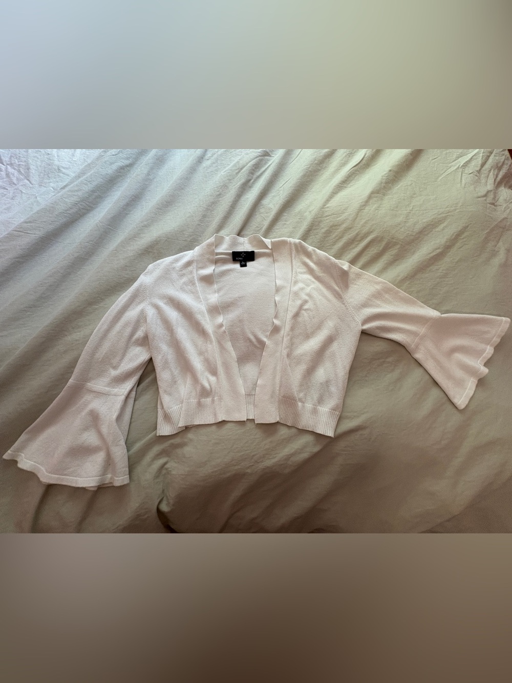 Ronni Nicole white Cropped Bell-Sleeve Cardigan